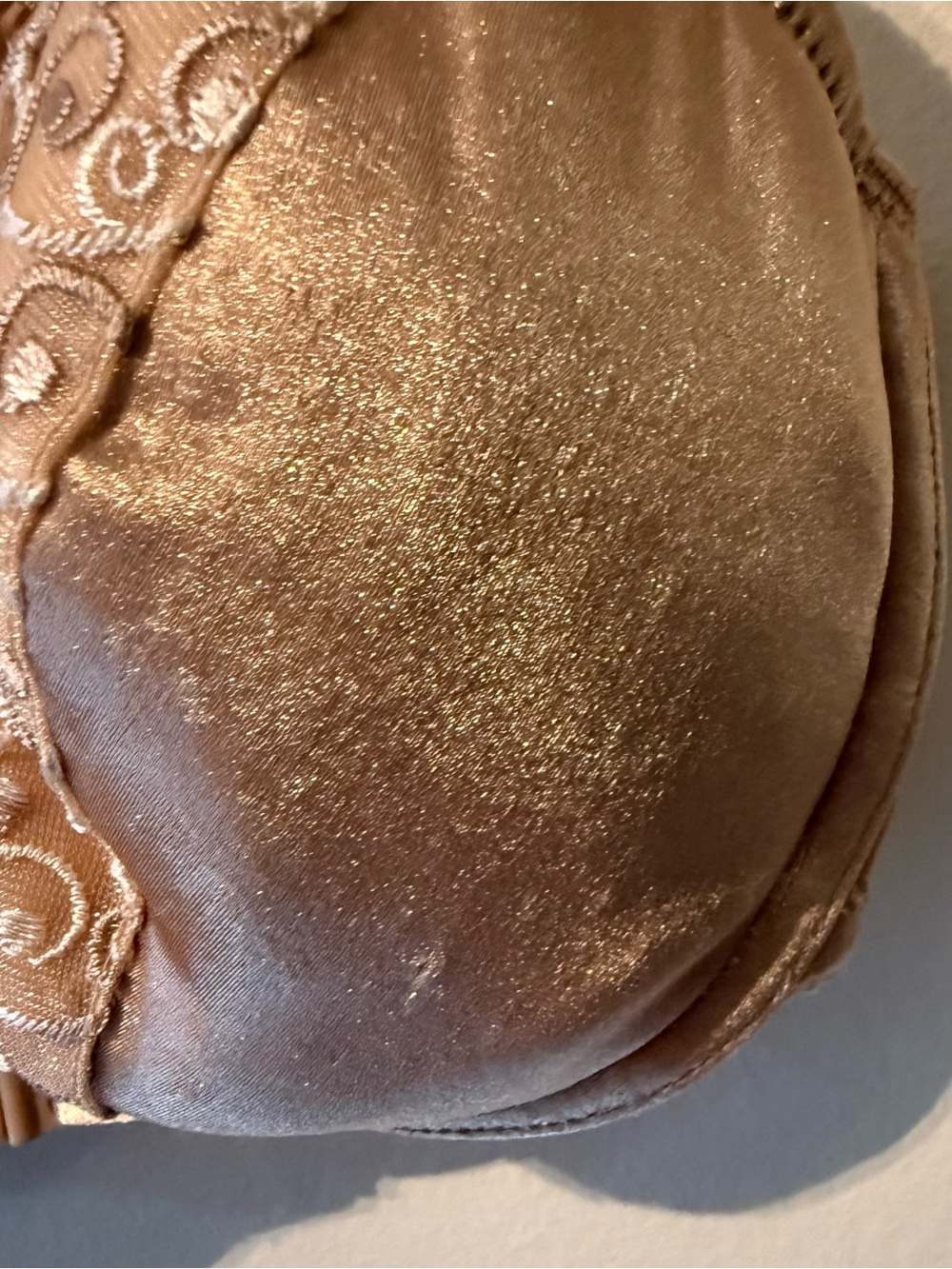 Victoria's Secret Nude Embroidered T-Back Padded Underwire Bra - Picture 5 of 13